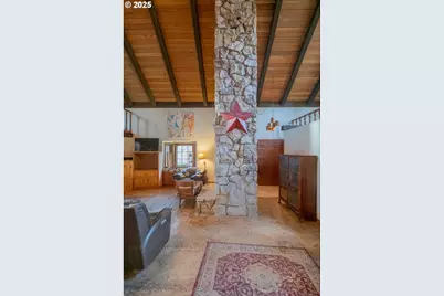 9740 Upper Olalla Rd, Winston, OR 97496 - Photo 7