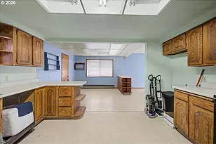 405 Evergreen Ave, Garibaldi, OR 97118 - Photo 11