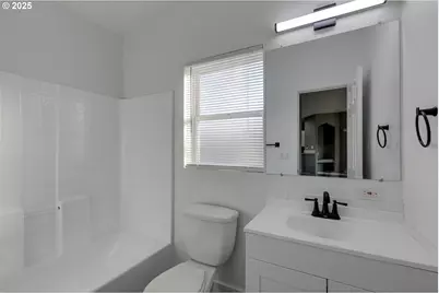 911 York St #82, Aumsville, OR 97325 - Photo 19