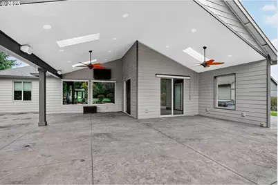 18740 S Upper Highland Rd, Beavercreek, OR 97004 - Photo 33