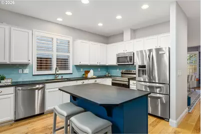 5707 SW Sequoia Dr, Tualatin, OR 97062 - Photo 9