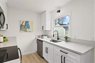 5923 N Detroit Ave, Portland, OR 97217 - Photo 11