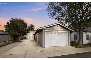 5024 SE Keel Ave, Lincoln City, OR 97367 - Photo 3