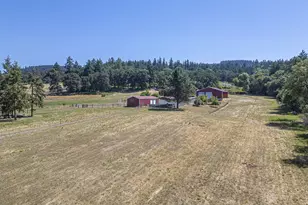 10905 NE Renne Rd, Newberg, OR 97132 - Photo 43