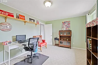 3284 Oak St, Longview, WA 98632 - Photo 21