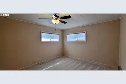 76376 River Rd, Oakridge, OR 97463 - Photo 21