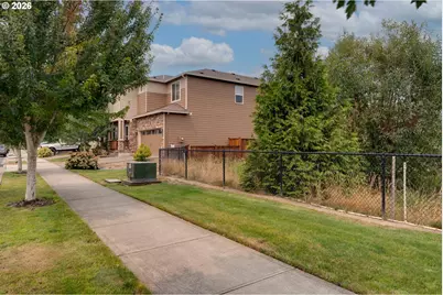 1961 NW 21st St, McMinnville, OR 97128 - Photo 3