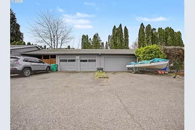 18635 SE Division St, Gresham, OR 97030 - Photo 5