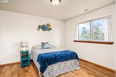 37381 Riverside Dr, Pleasant Hill, OR 97455 - Photo 23