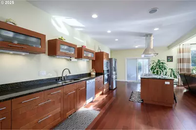 2250 SW Homer Ross Loop, McMinnville, OR 97128 - Photo 13