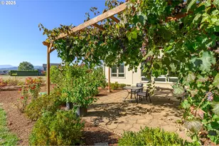 2250 SW Homer Ross Loop, McMinnville, OR 97128 - Photo 35