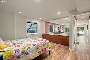 2340 SW Cactus Dr, Portland, OR 97205 - Photo 13