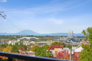 2340 SW Cactus Dr, Portland, OR 97205 - Photo 5