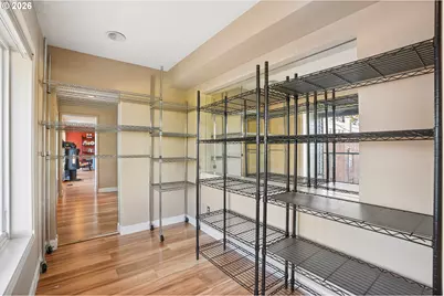 2340 SW Cactus Dr, Portland, OR 97205 - Photo 19