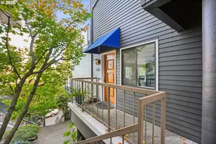 2340 SW Cactus Dr, Portland, OR 97205 - Photo 31