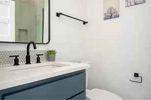 1000 NE 70th Ave, Portland, OR 97213 - Photo 29