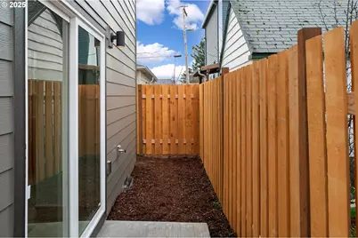 1000 NE 70th Ave, Portland, OR 97213 - Photo 31