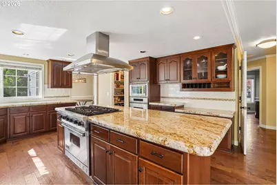6021 Caufield St, West Linn, OR 97068 - Photo 9