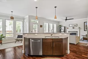 9820 SW 55th Ave, Portland, OR 97219 - Photo 15