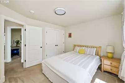 9820 SW 55th Ave, Portland, OR 97219 - Photo 39