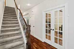 9820 SW 55th Ave, Portland, OR 97219 - Photo 7