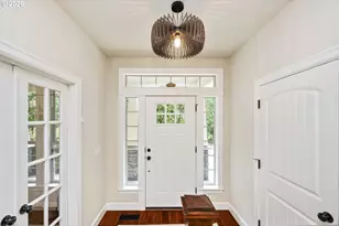 9820 SW 55th Ave, Portland, OR 97219 - Photo 5