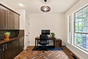 9820 SW 55th Ave, Portland, OR 97219 - Photo 9