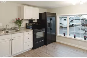 505 Leroy Ave, Molalla, OR 97038 - Photo 7