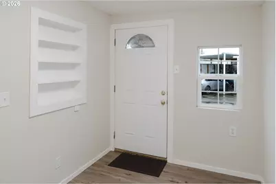 505 Leroy Ave #J, Molalla, OR 97038 - Photo 9