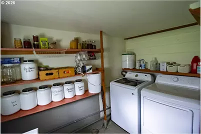 204 Crook Ave, La Grande, OR 97850 - Photo 17