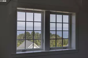 401 NE Moonwake Ln, Depoe Bay, OR 97341 - Photo 13