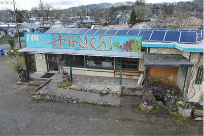 501 NW Douglas Blvd, Winston, OR 97496 - Photo 7