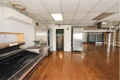 501 NW Douglas Blvd, Winston, OR 97496 - Photo 9