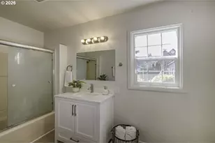 728 Wilbur St, Salem, OR 97302 - Photo 29