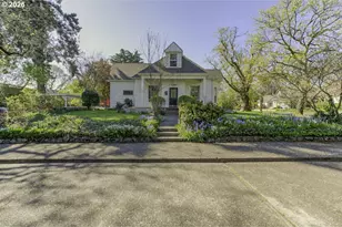 728 Wilbur St, Salem, OR 97302 - Photo 1