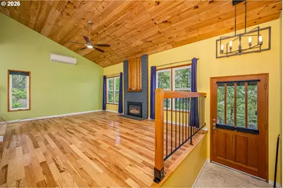 3827 Vine Maple St, Eugene, OR 97405 - Photo 5