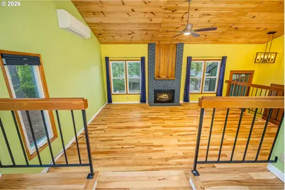 3827 Vine Maple St, Eugene, OR 97405 - Photo 9