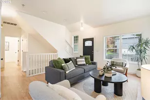 6244 Frost Ln, Lake Oswego, OR 97035 - Photo 7