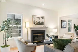 6244 Frost Ln, Lake Oswego, OR 97035 - Photo 5