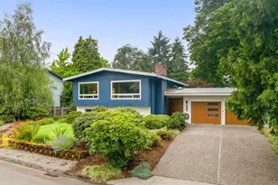 10525 SW 42nd Ave, Portland, OR 97219 - Photo 33