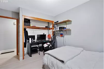 12441 SE Knapp St, Portland, OR 97236 - Photo 17