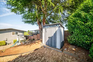 13918 NE Klickitat Ct, Portland, OR 97230 - Photo 35