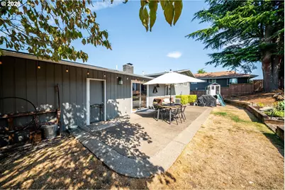 13918 NE Klickitat Ct, Portland, OR 97230 - Photo 27