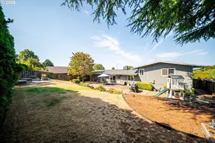 13918 NE Klickitat Ct, Portland, OR 97230 - Photo 31