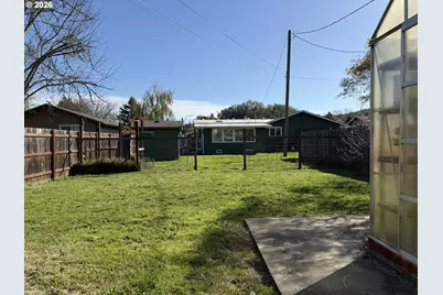 2082 Bel Air Ct #2082, Roseburg, OR 97471 - Photo 25