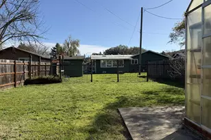 2082 Bel Air Ct, Roseburg, OR 97471 - Photo 25