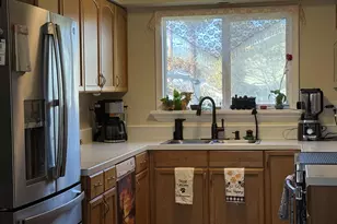 2082 Bel Air Ct, Roseburg, OR 97471 - Photo 7