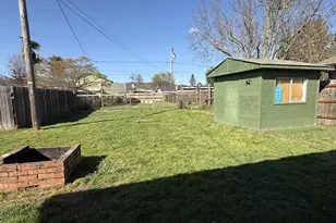 2082 Bel Air Ct, Roseburg, OR 97471 - Photo 21