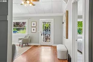 9015 NE Humboldt St, Portland, OR 97220 - Photo 11