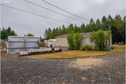 1087 38th Ave, Sweet Home, OR 97386 - Photo 5